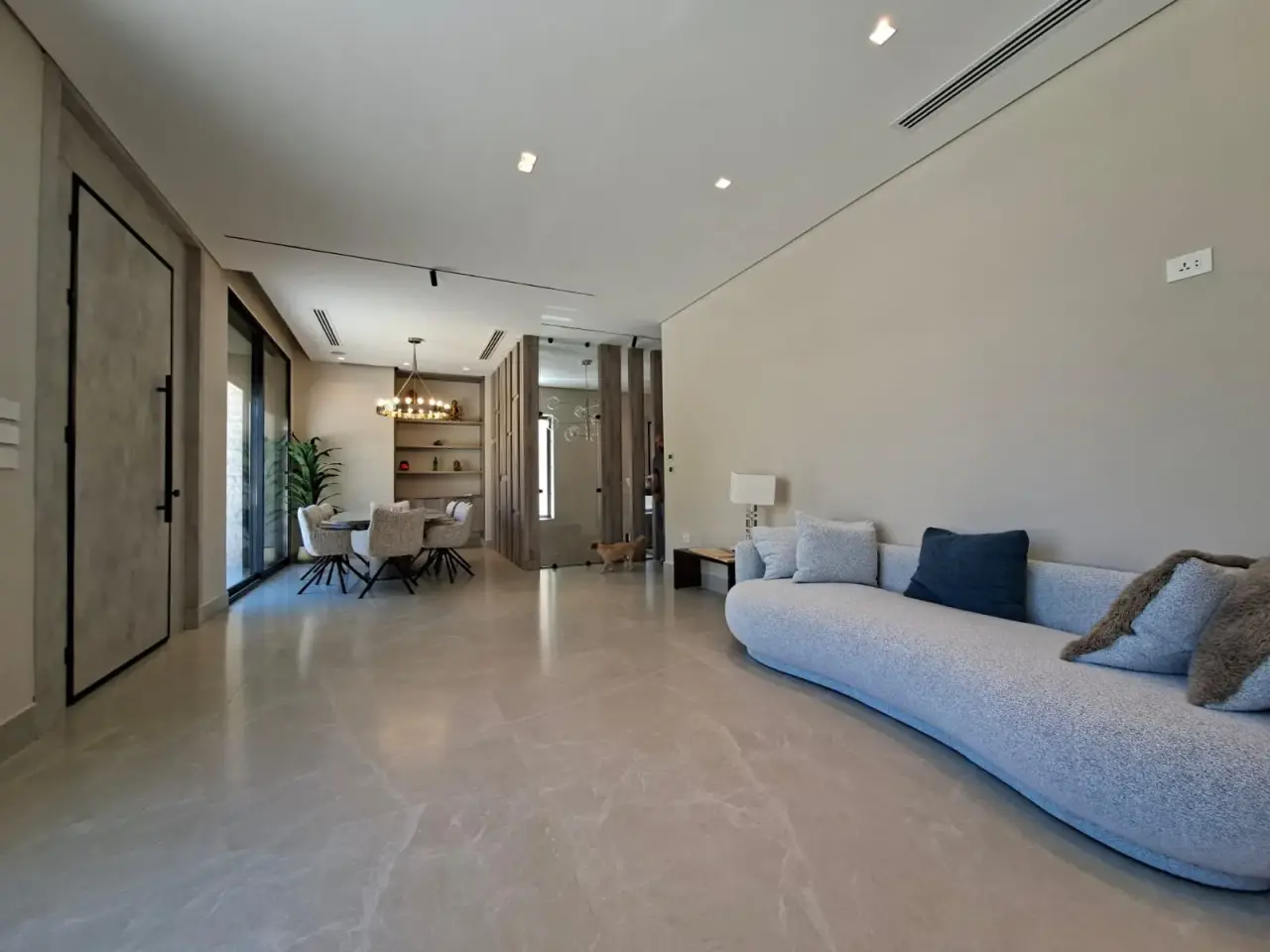 Villa for sale in Al-Dmenah – photo 2