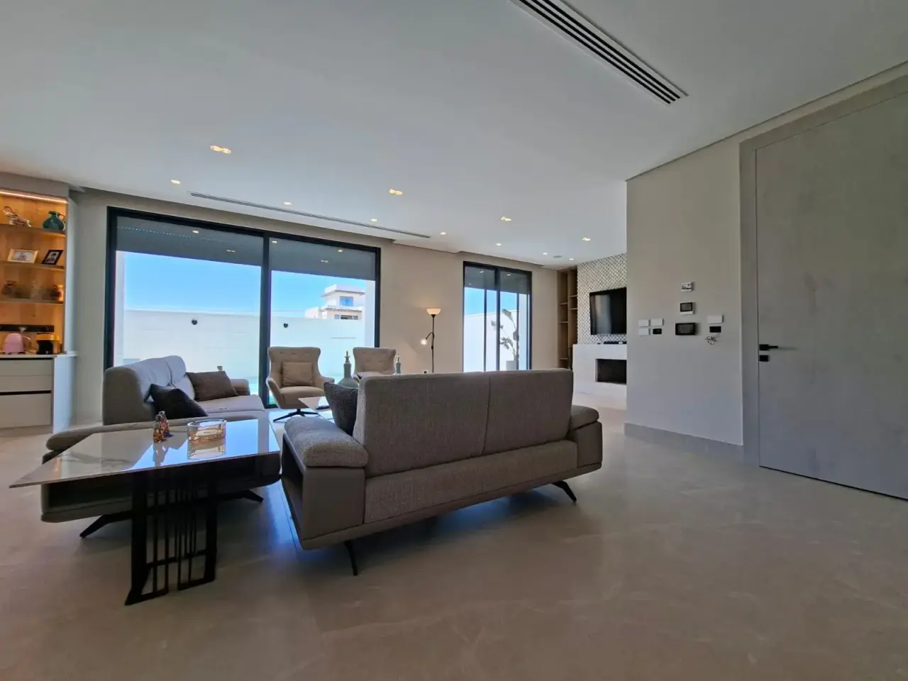 Villa for sale in Al-Dmenah – photo 5