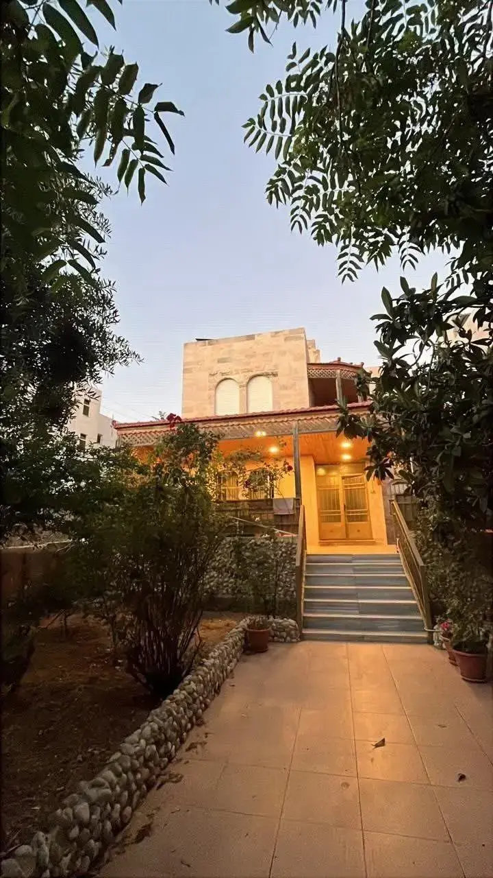 Villa for sale in Mahes – photo 2