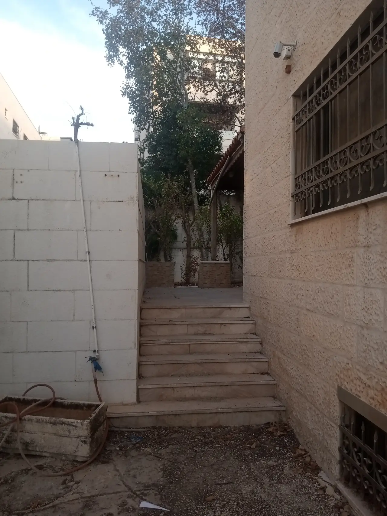 Villa for sale in Dahyet Al Nakheel – photo 10