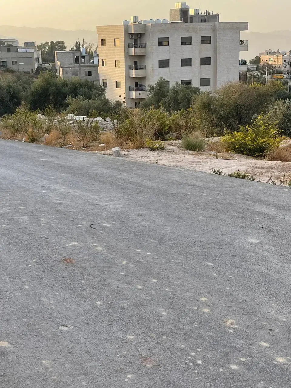 Safoot villa area on the Al Jubayha edge: 825 m² plot for sale