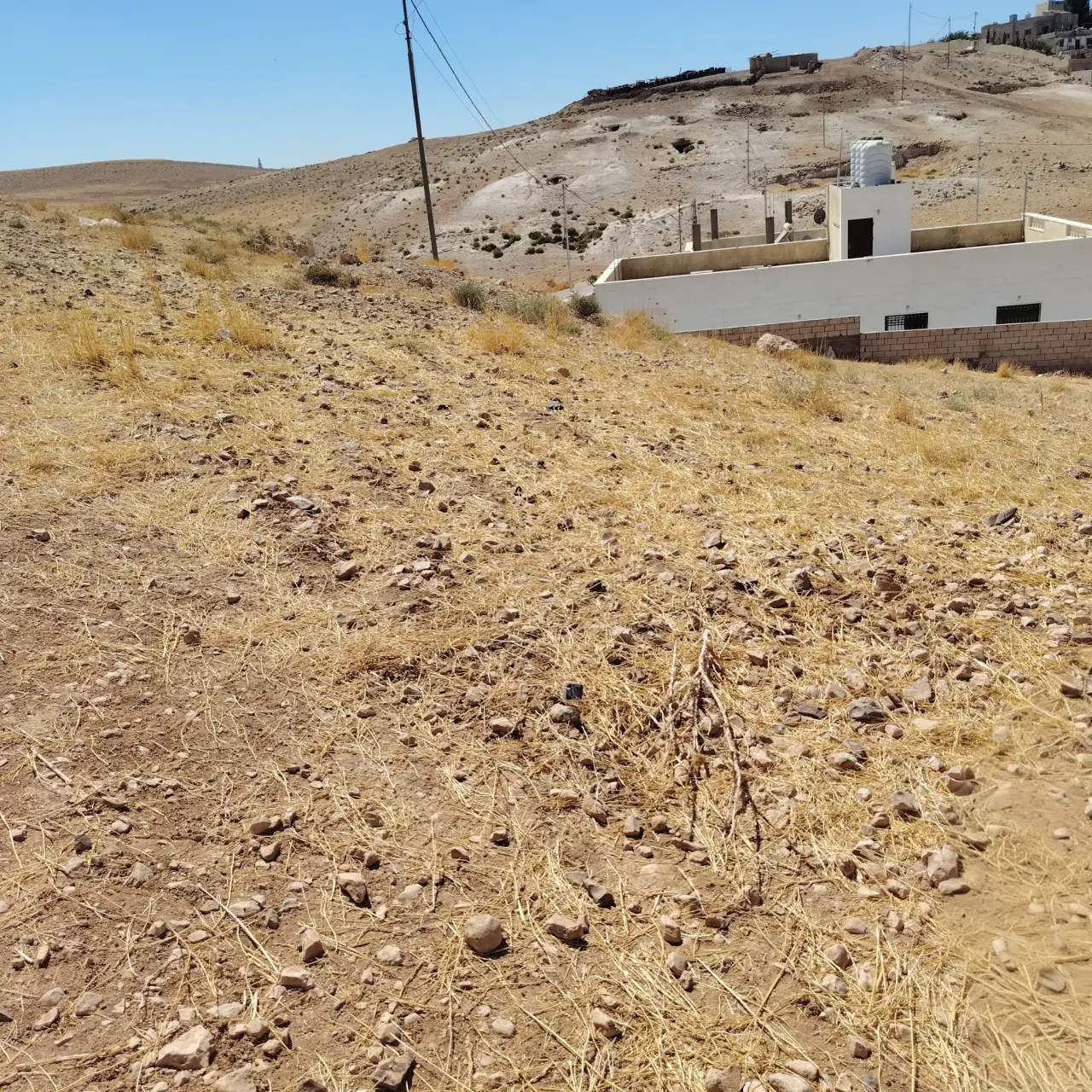 Half a dunum (491 m²) subdivided in Alkhashafia near the boys' secondary school