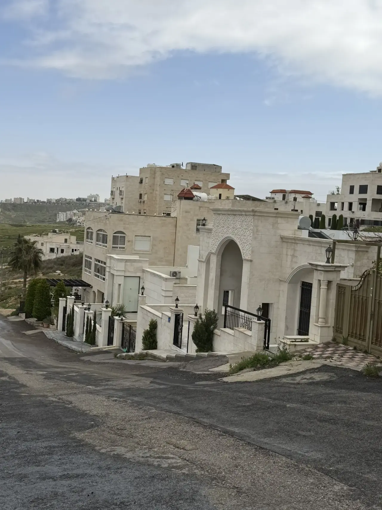 Land for sale in Dahyet Al Rasheed – photo 2