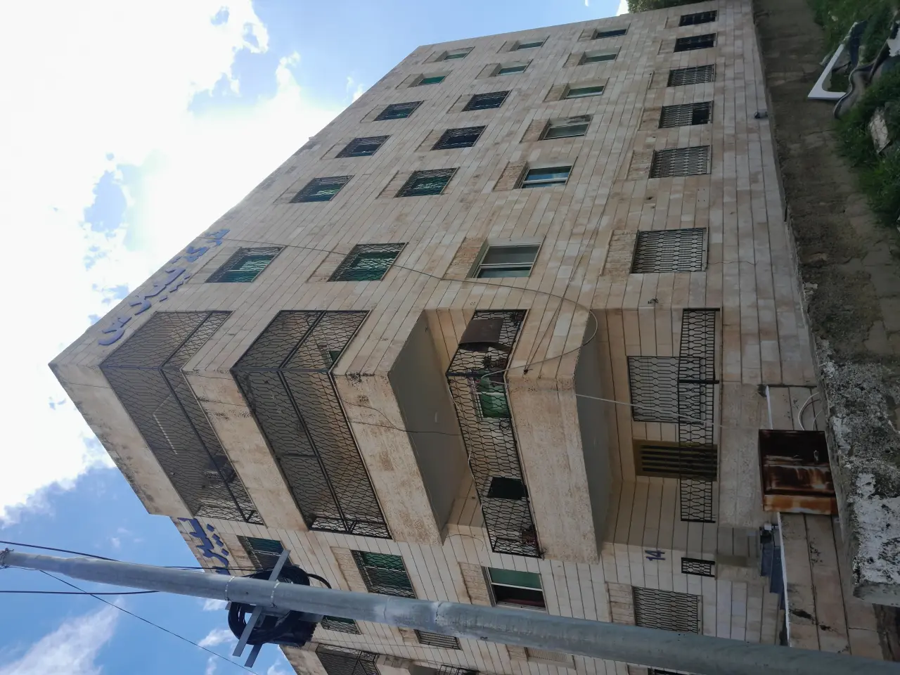 Investment flat behind the Darawshe lights, Irbid: 110 m², already rented