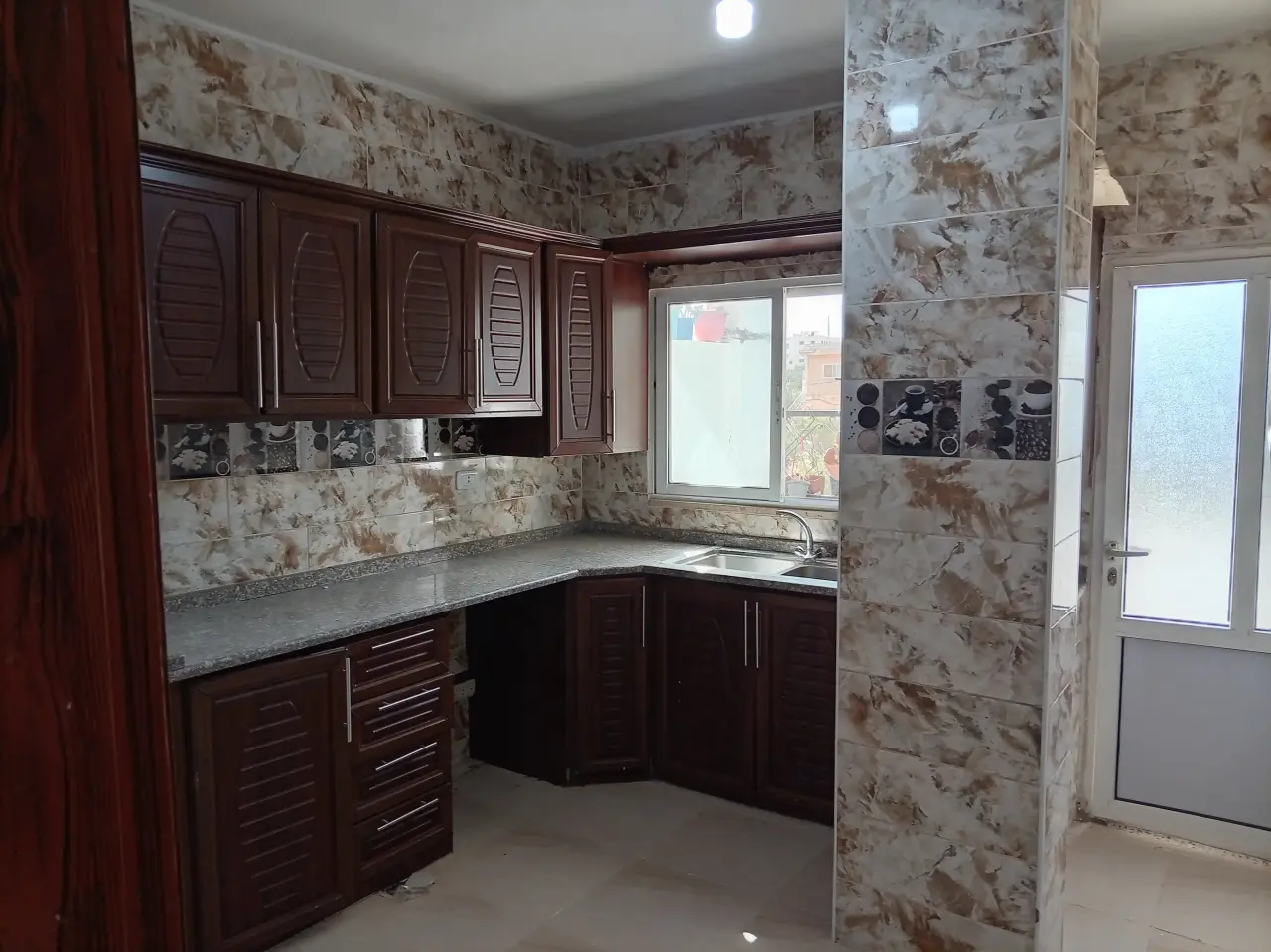 Apartment for rent in Huwwarah – photo 9