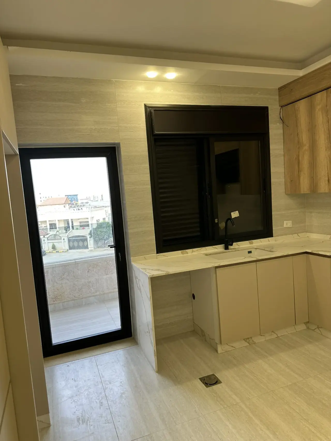 Apartment for rent in King Abdullah II Gardens – photo 12