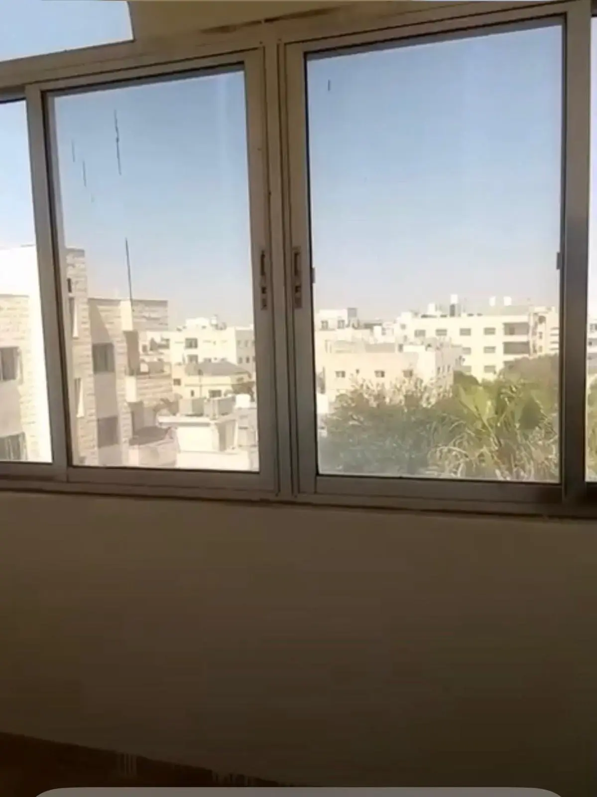 Small 80 m² fourth-floor apartment for newlyweds for rent near Queen Noor lights, Irbid