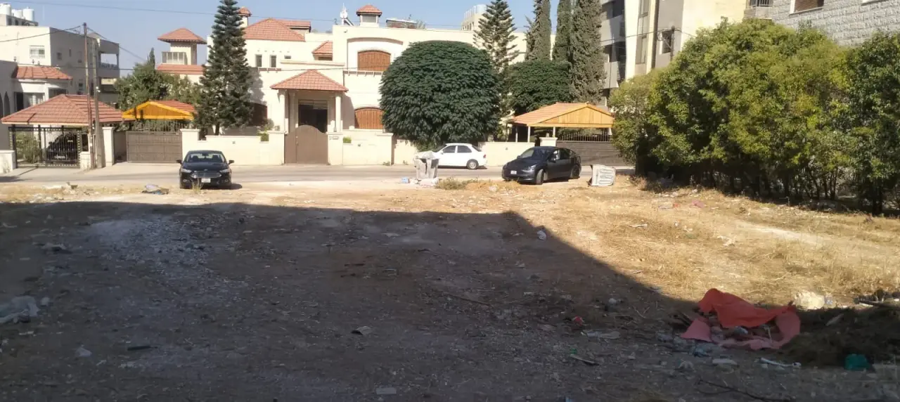 Aydoun, Irbid: 1,127 m² residential plot near the Specialty Hospital