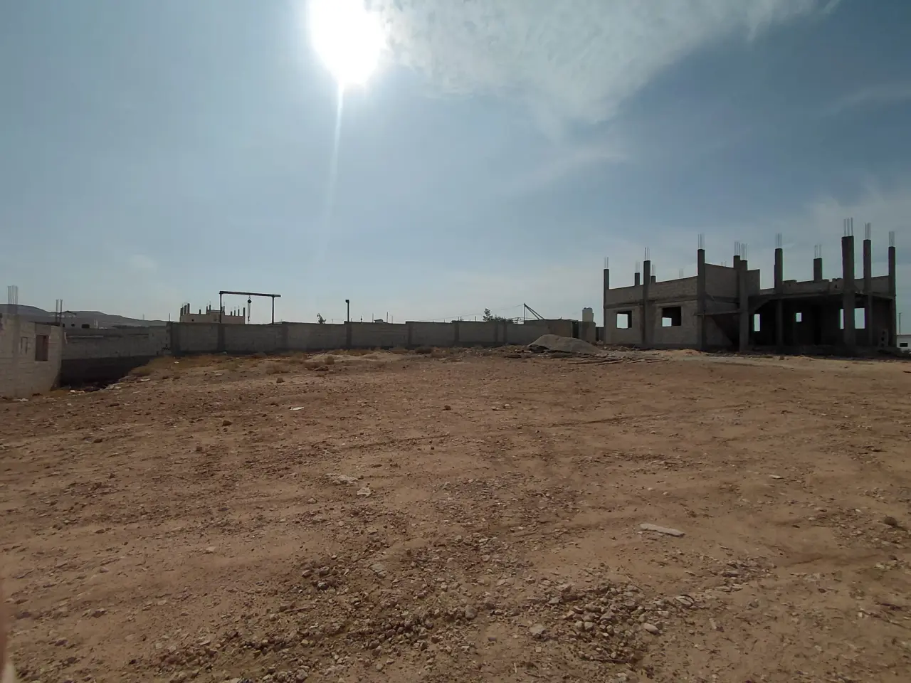 Land for sale in Wadi Al Aash – photo 2
