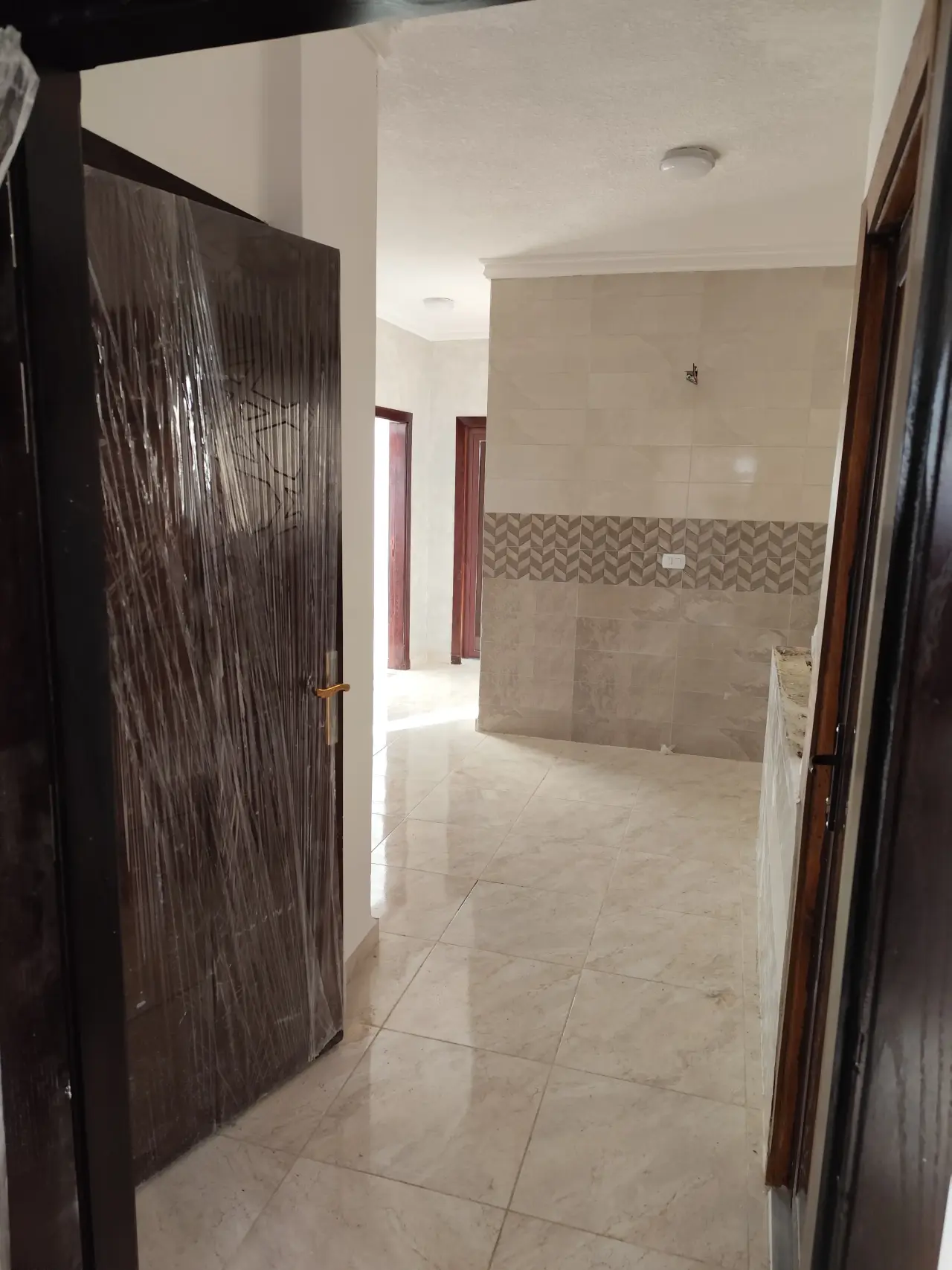شقة للبيع في Jabal El Shamali Rusaifeh – صورة 9