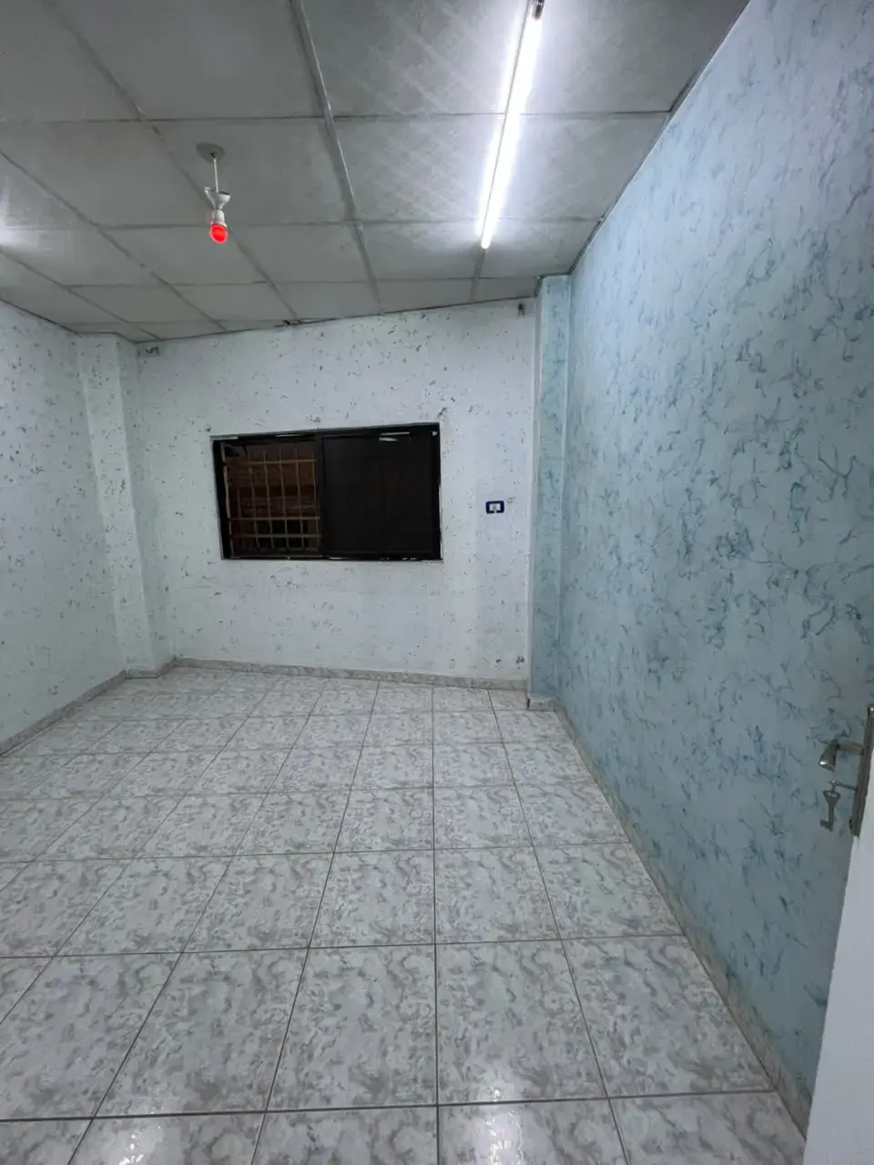 شقة للإيجار في Hay Al Hussain – صورة 5