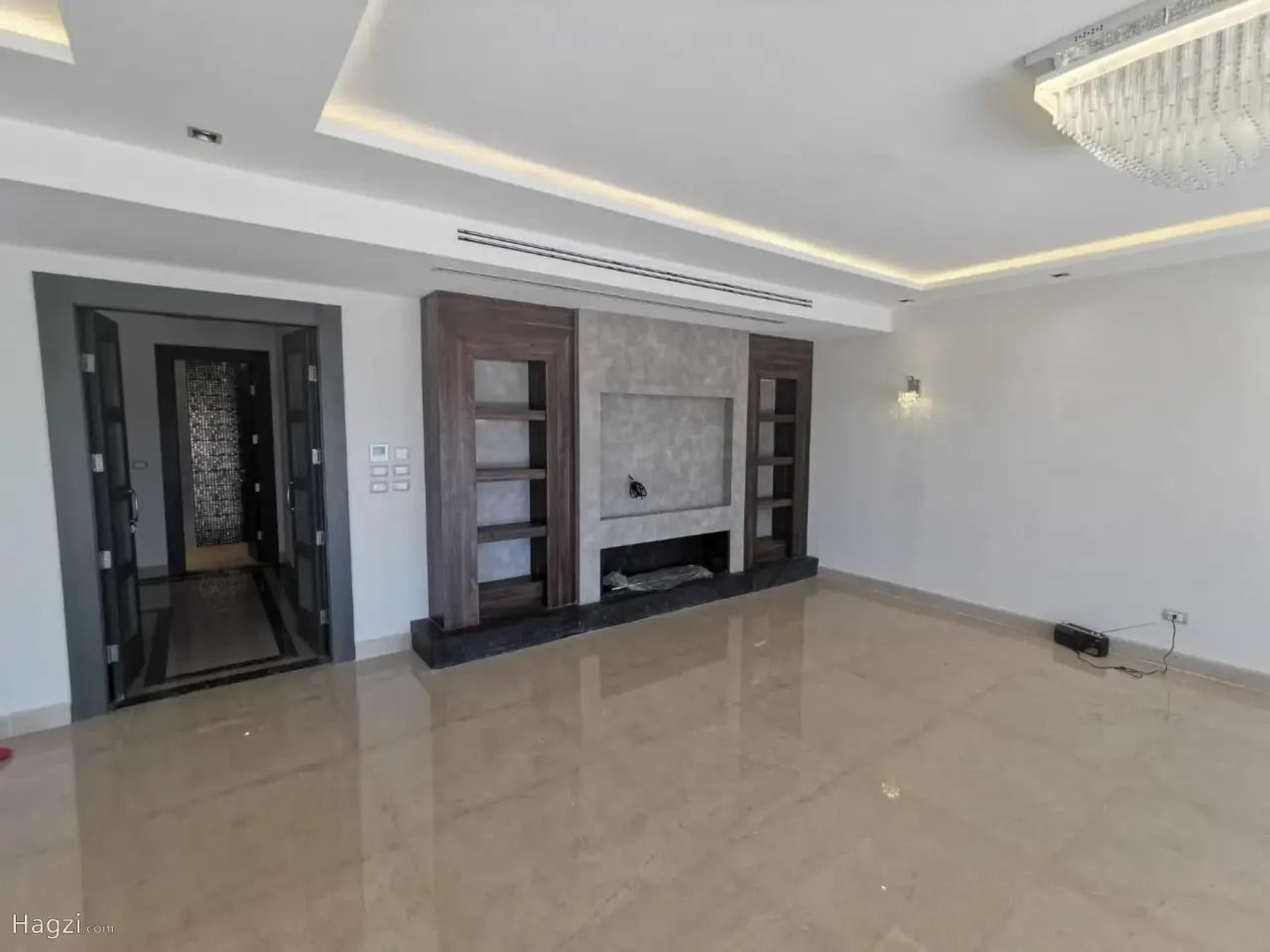 Semi-furnshed Apartment for rent #3776