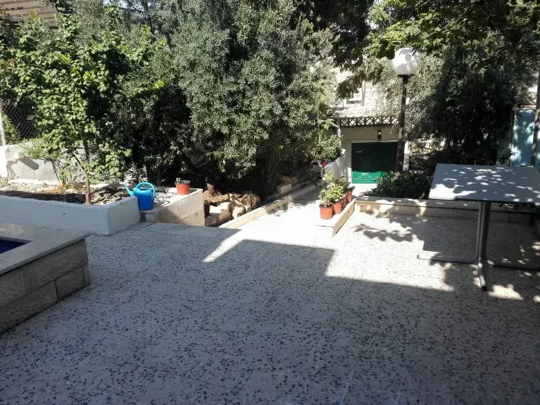 Villa for rent in Al Weibdeh – photo 3