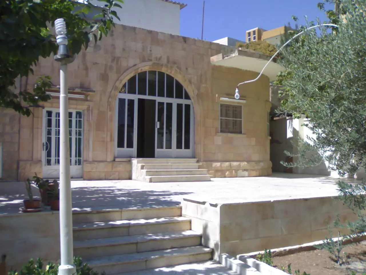 Villa for rent in Al Weibdeh – photo 10