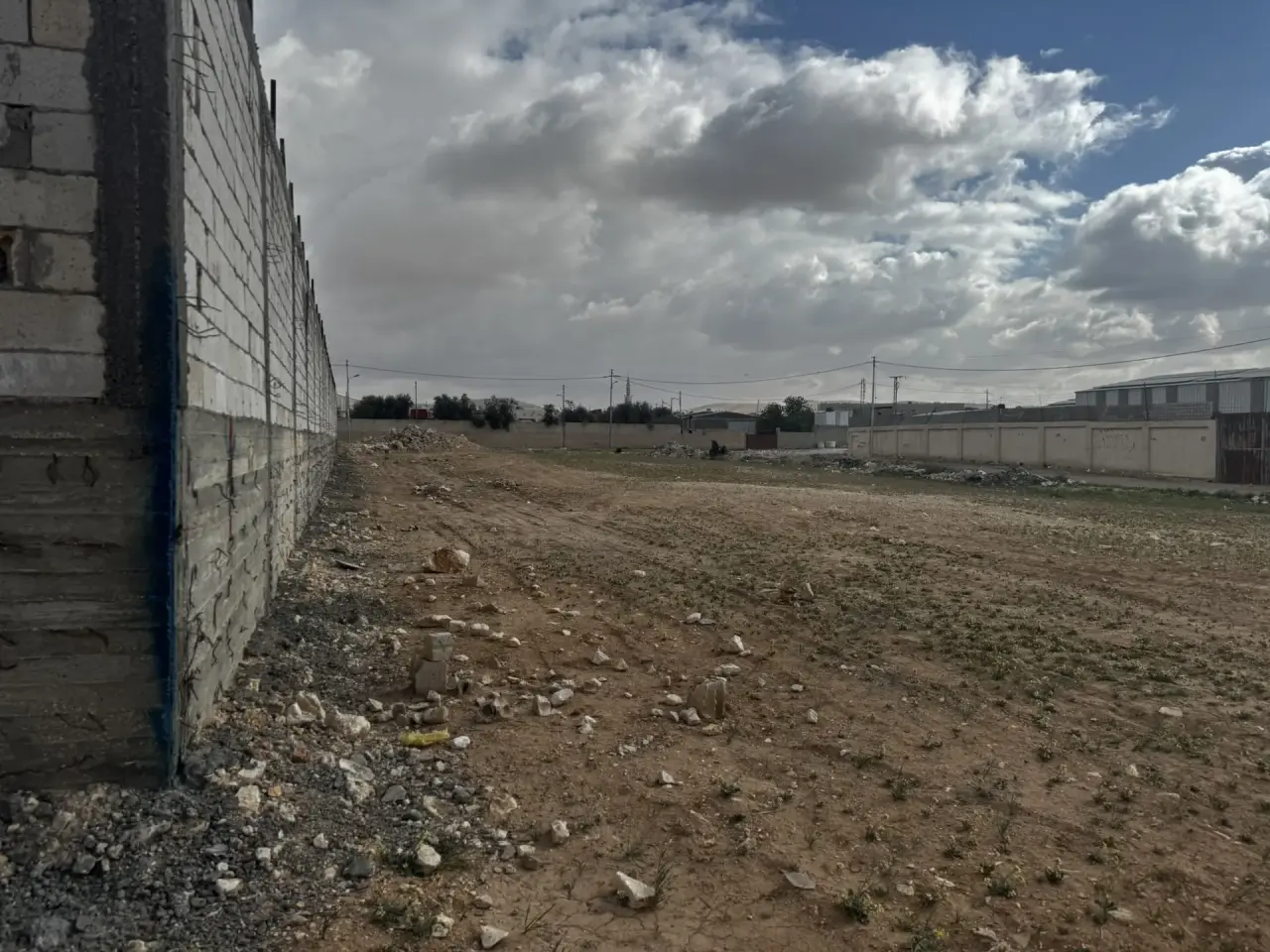Land for rent in Al Mowaqar – photo 5
