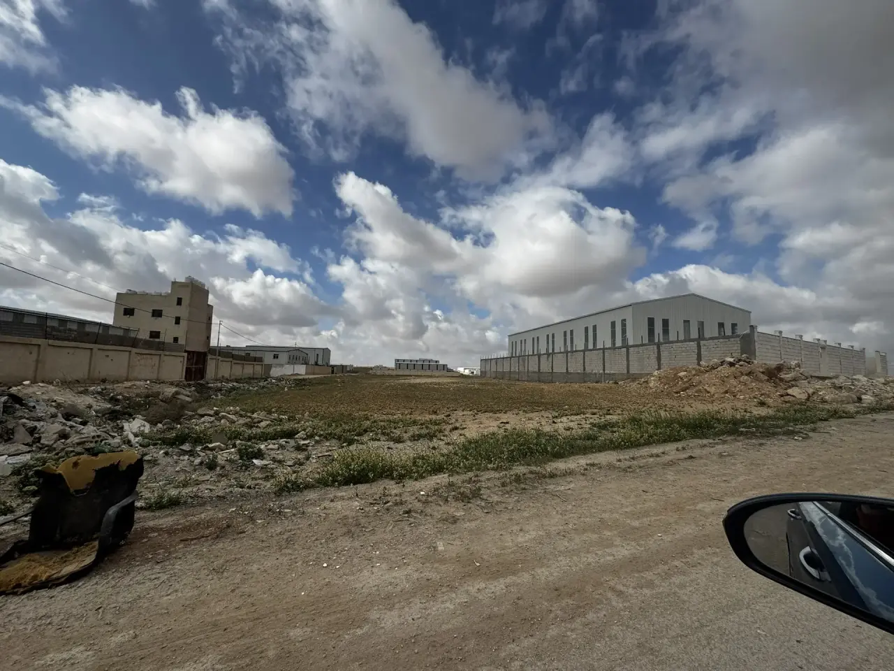Land for rent in Al Mowaqar – photo 2