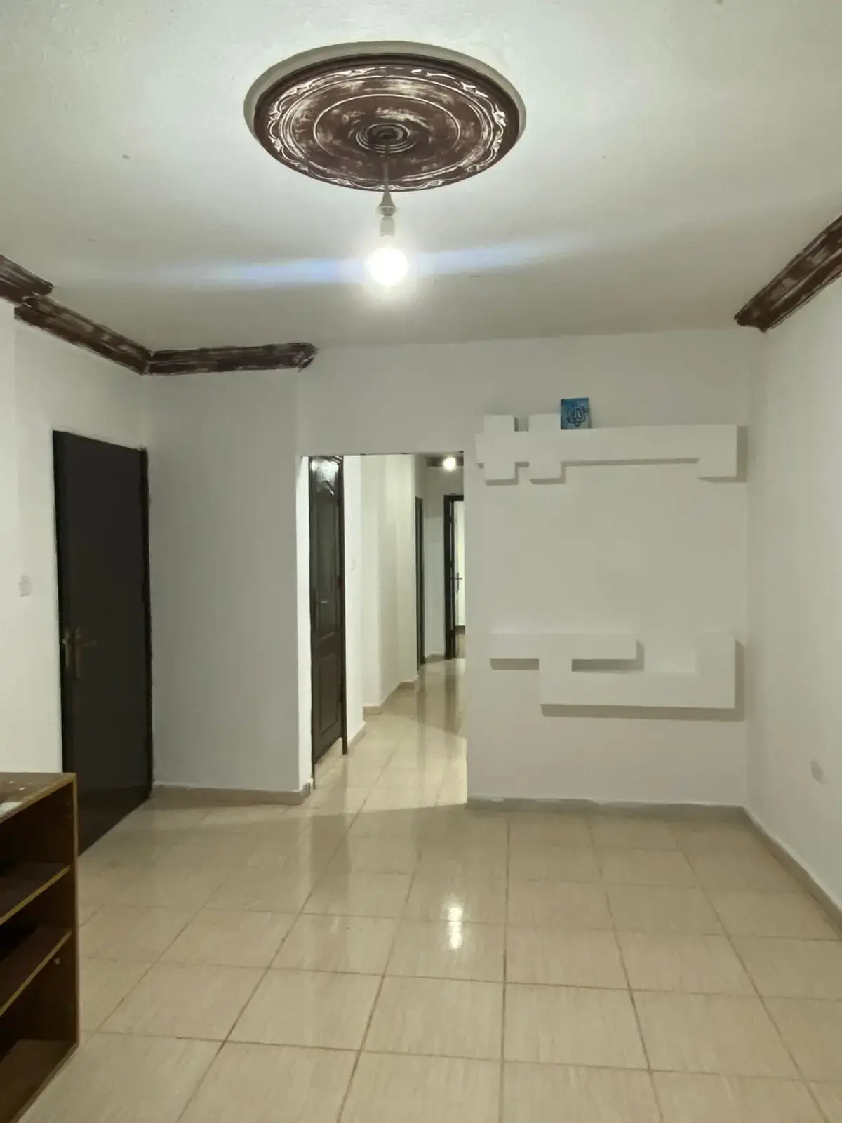 Iskan Al Ameer Hashem, Zarqa: 100 m² second-floor flat with 3 bedrooms