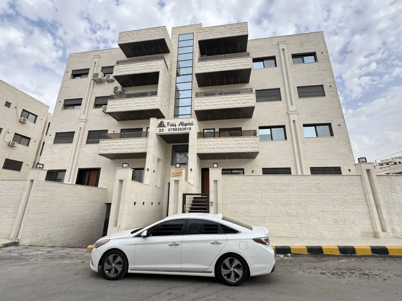 80 m² outdoor area and garage with a 127 m² ground floor in Dahiet Al Ameer Ali