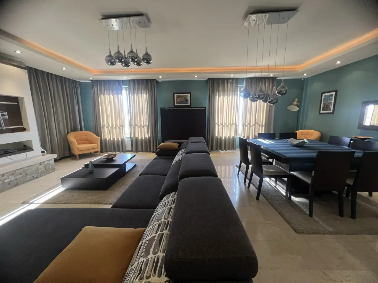 Al Jandaweel 3-bedroom flat of 185 m² in excellent condition, for sale