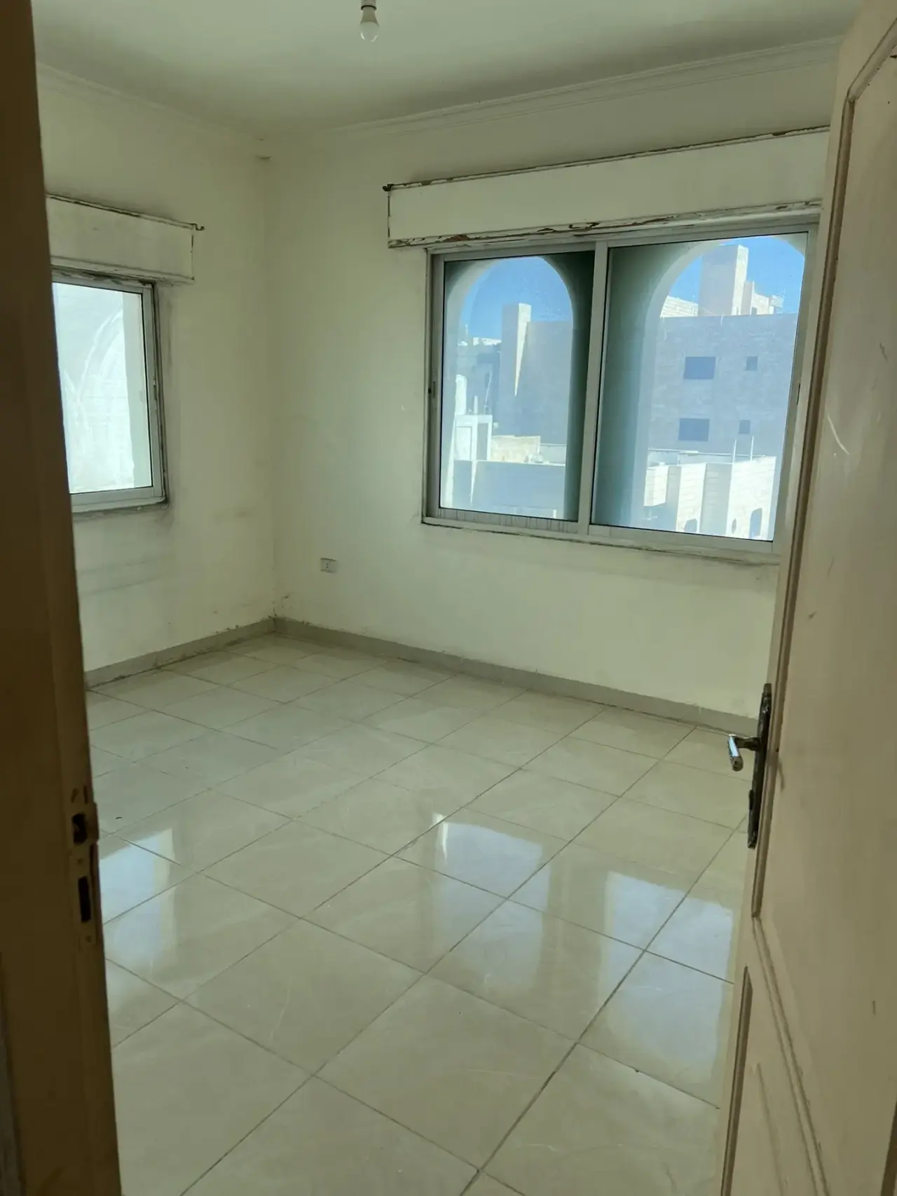 Al Qweismeh deluxe 172 m², 4 rooms plus a small roof