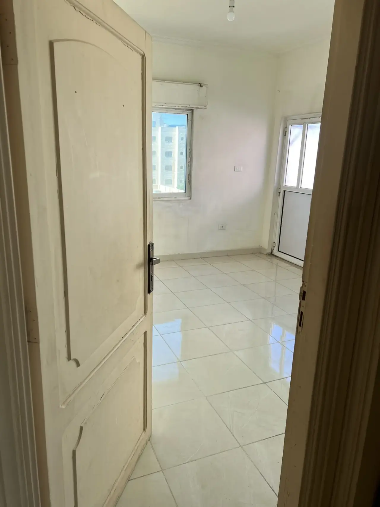 Apartment for sale in Al Qweismeh – photo 3