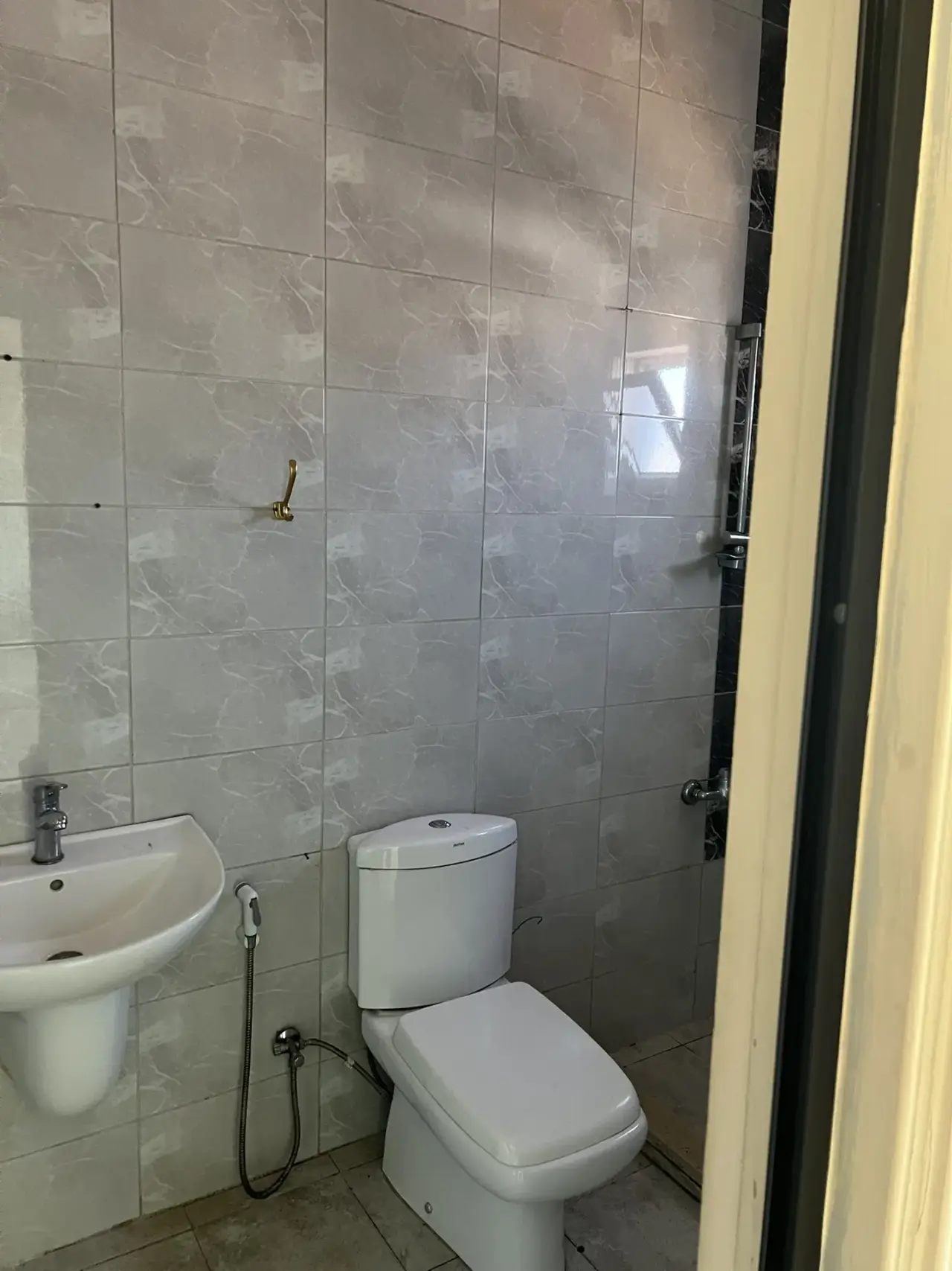 Apartment for sale in Al Qweismeh – photo 7