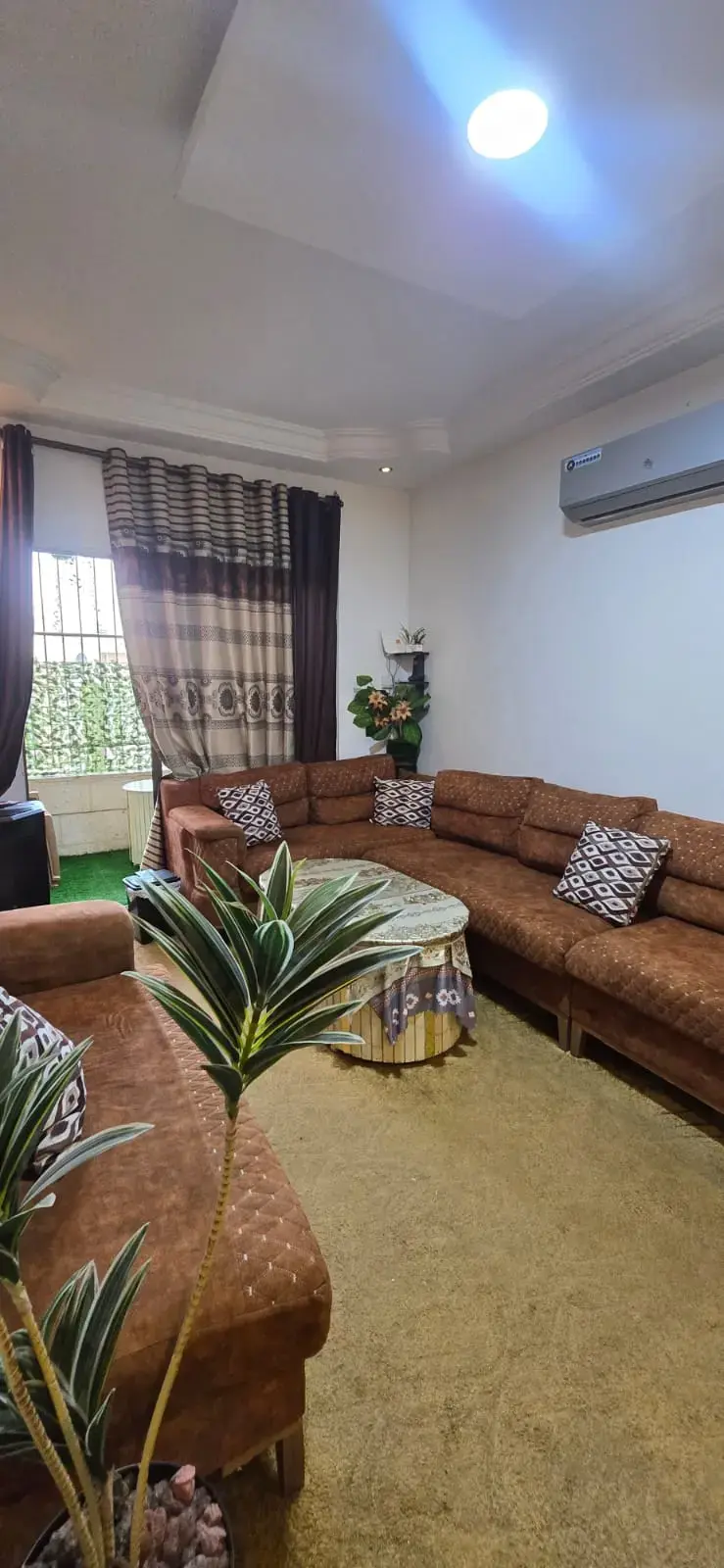 Two flats in one: 201 m² 4-bedroom family apartment in Abu Alia, Tabarbour