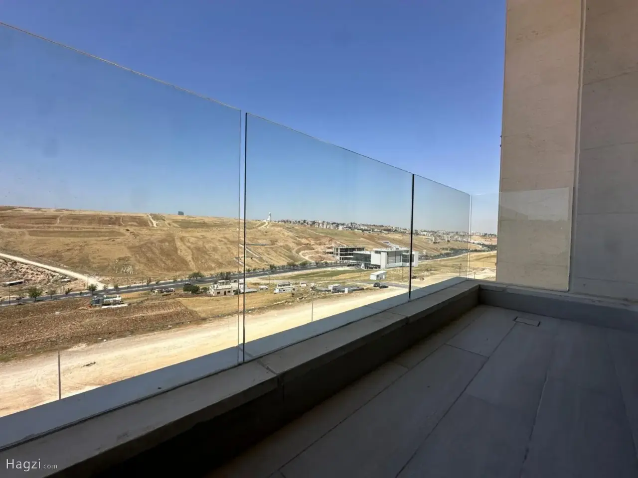 الصورة 3 من 12