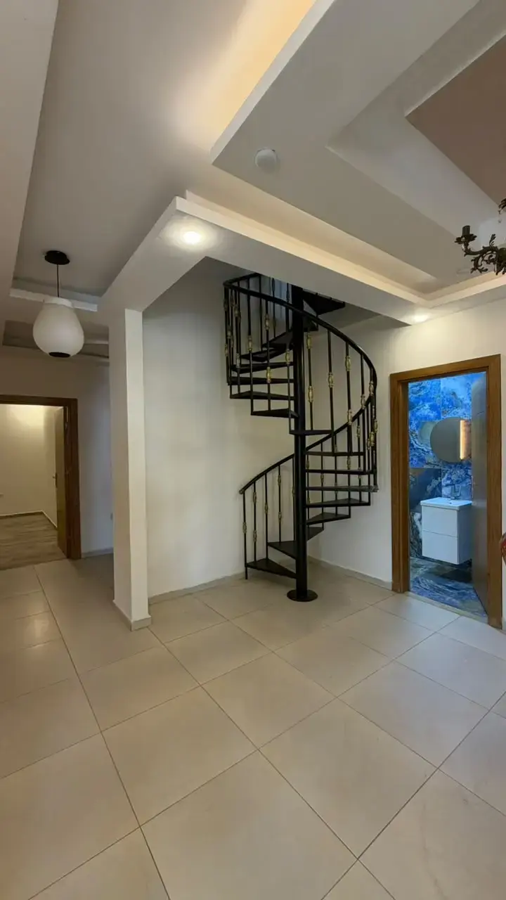 Apartment for sale in Jabal Al Hussain – photo 7