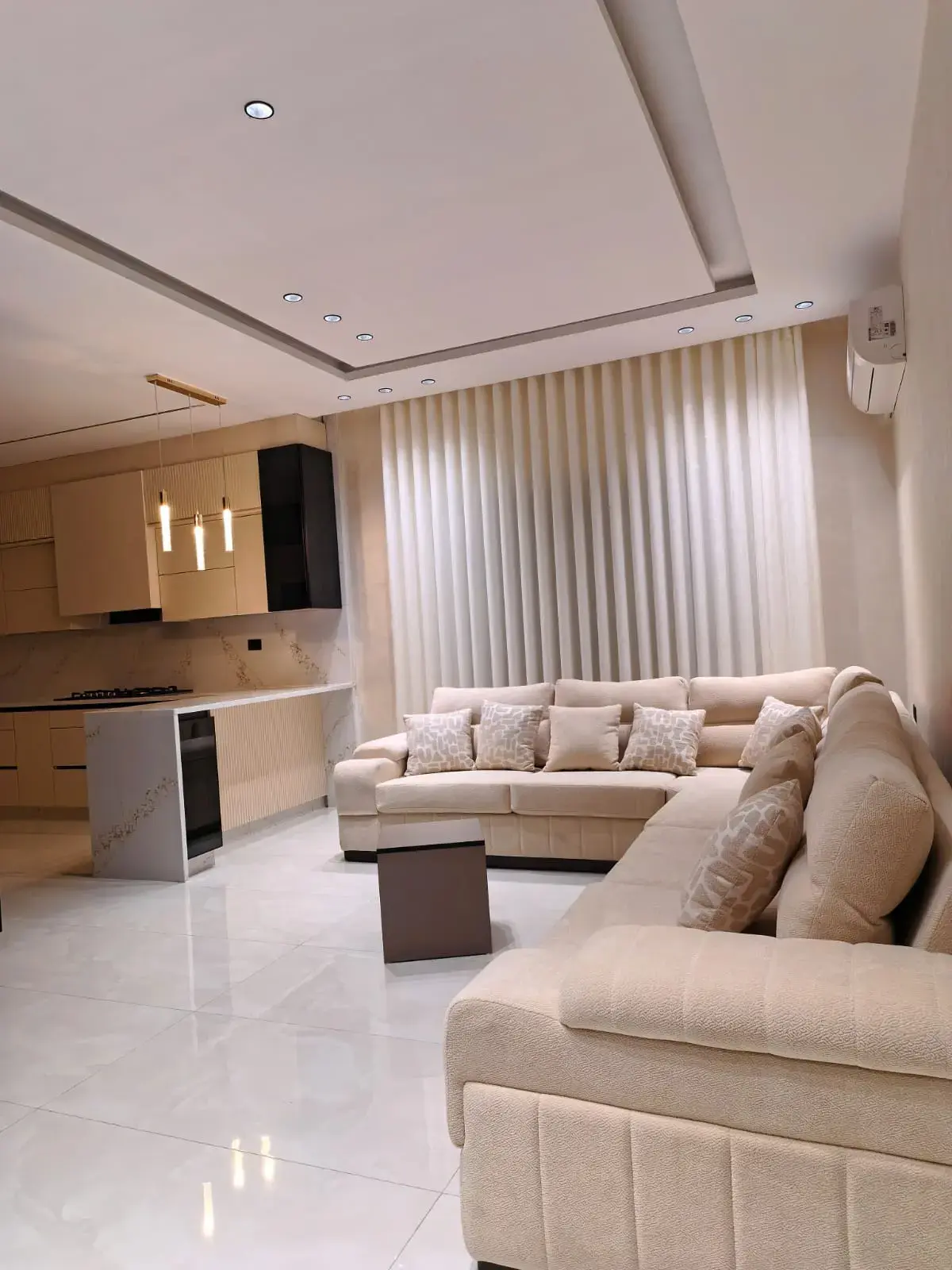 Fitted Spanish kitchen, super deluxe: 171 m² semi-furnished flat in Al Bnayyat