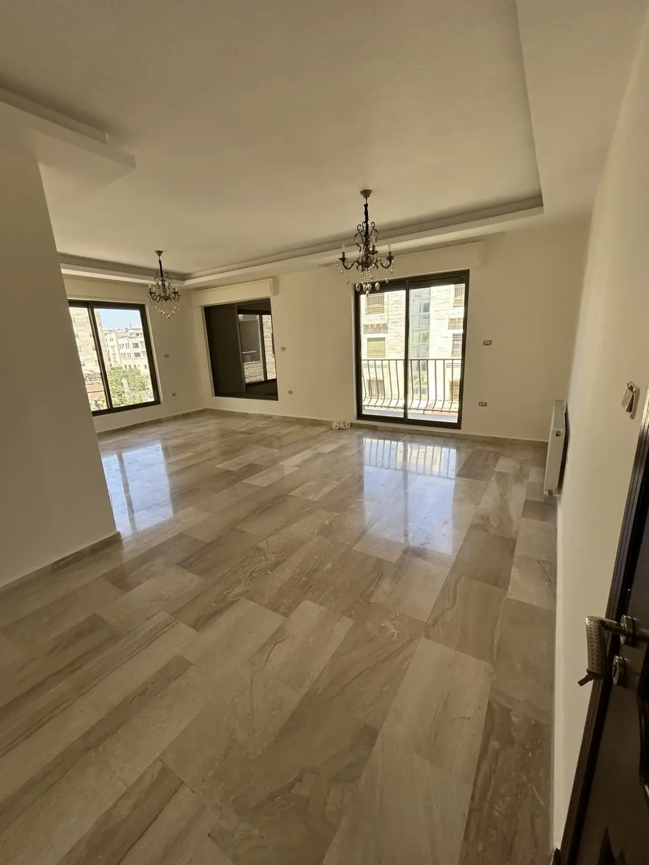 Currently let: 160 m² second-floor apartment for sale in Al Kursi