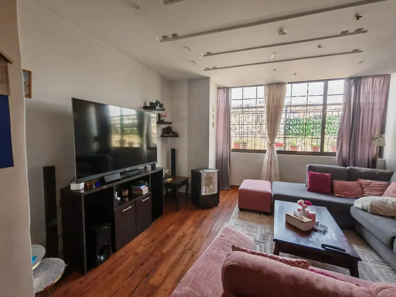 Apartment for sale in Al Weibdeh – photo 2