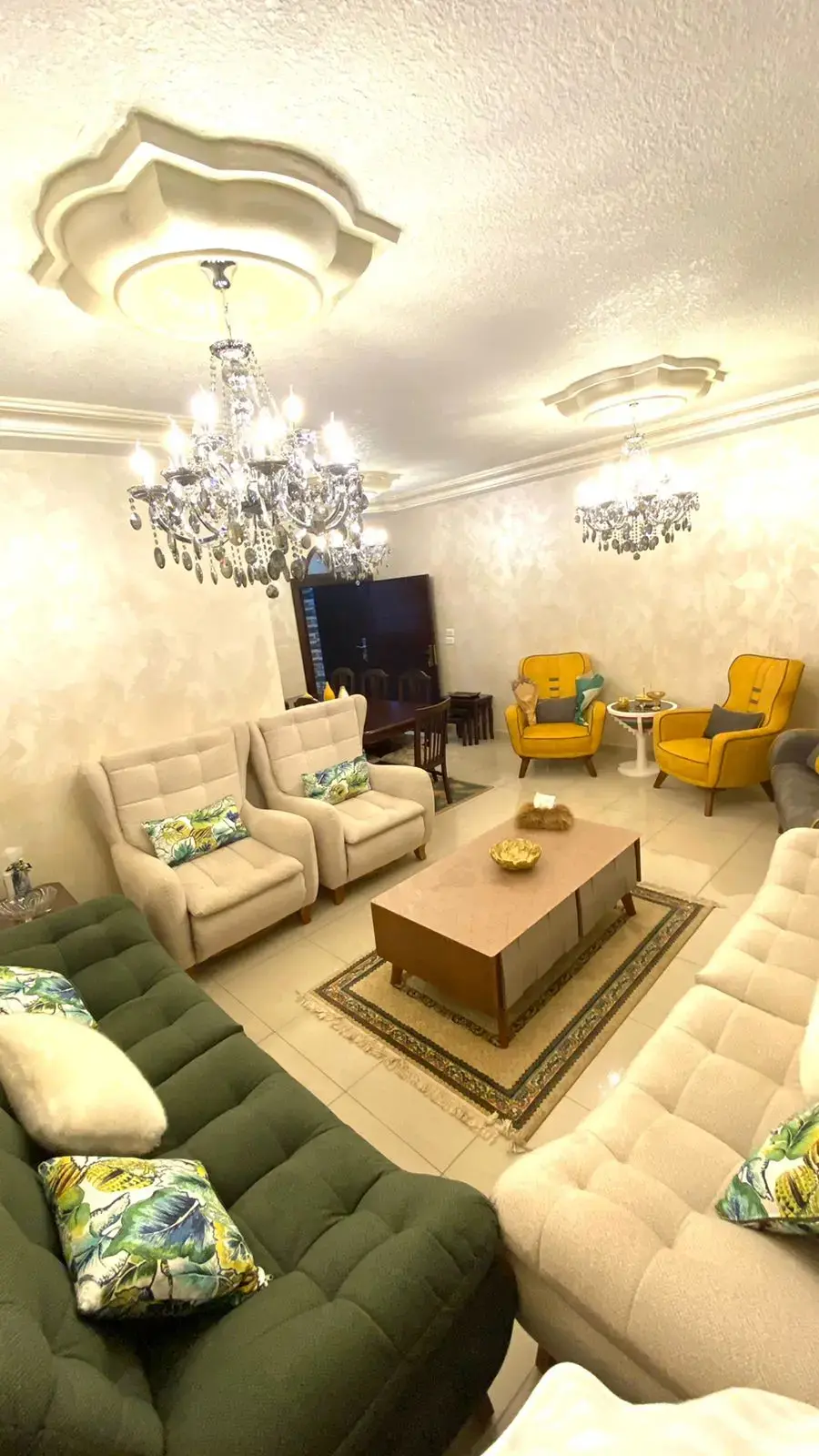 Top-floor 180 m² apartment with open views for sale in Dahyet Al Aqsa