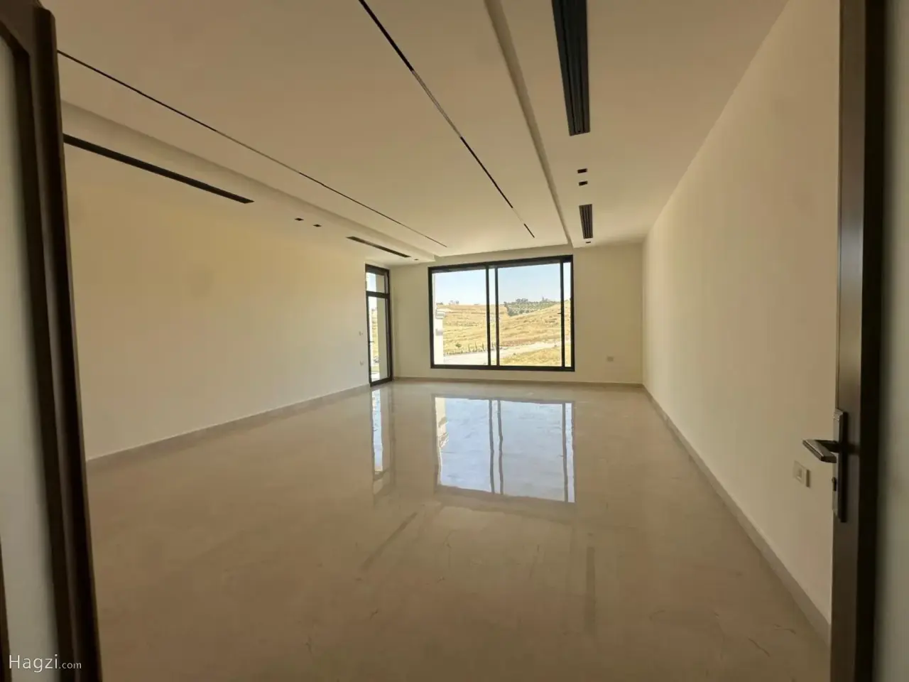 Apartment for Sale in Airport Road #3730