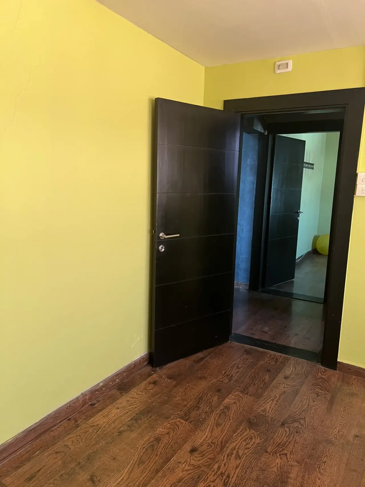 Apartment for sale in Dahiet Al-Istiqlal – photo 4