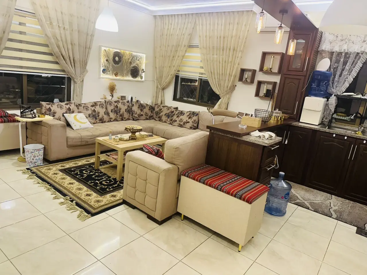 Next to the business park in Al Kursi: furnished 2-bedroom ground floor