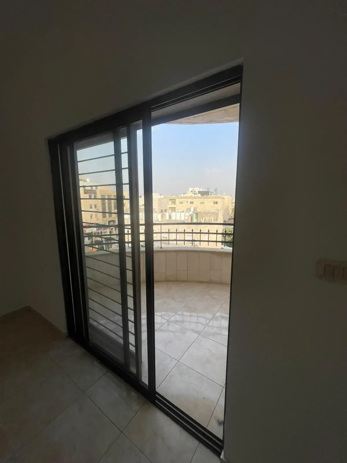 شقة للإيجار في الجندويل – صورة 11