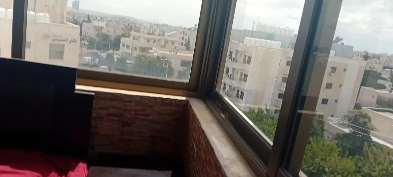 قرب الجامعة الأردنية، شقة صغيرة مفروشة غرفتي نوم للإيجار في ضاحية الرشيد