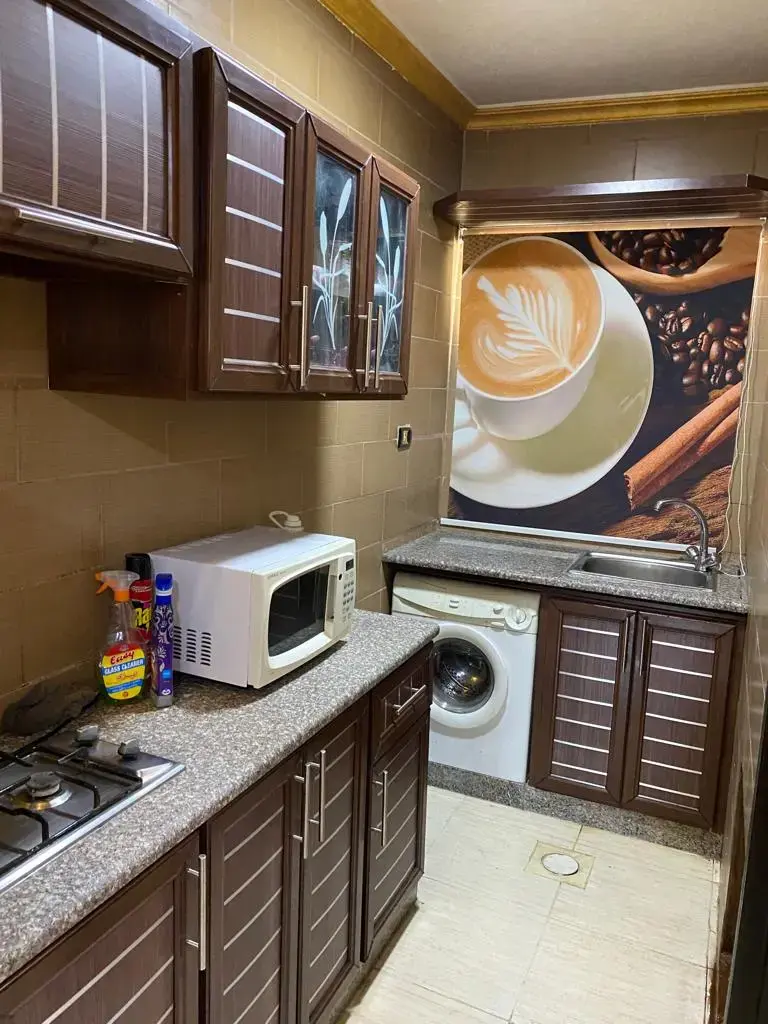 Apartment for rent in Jabal Al Hussain – photo 5