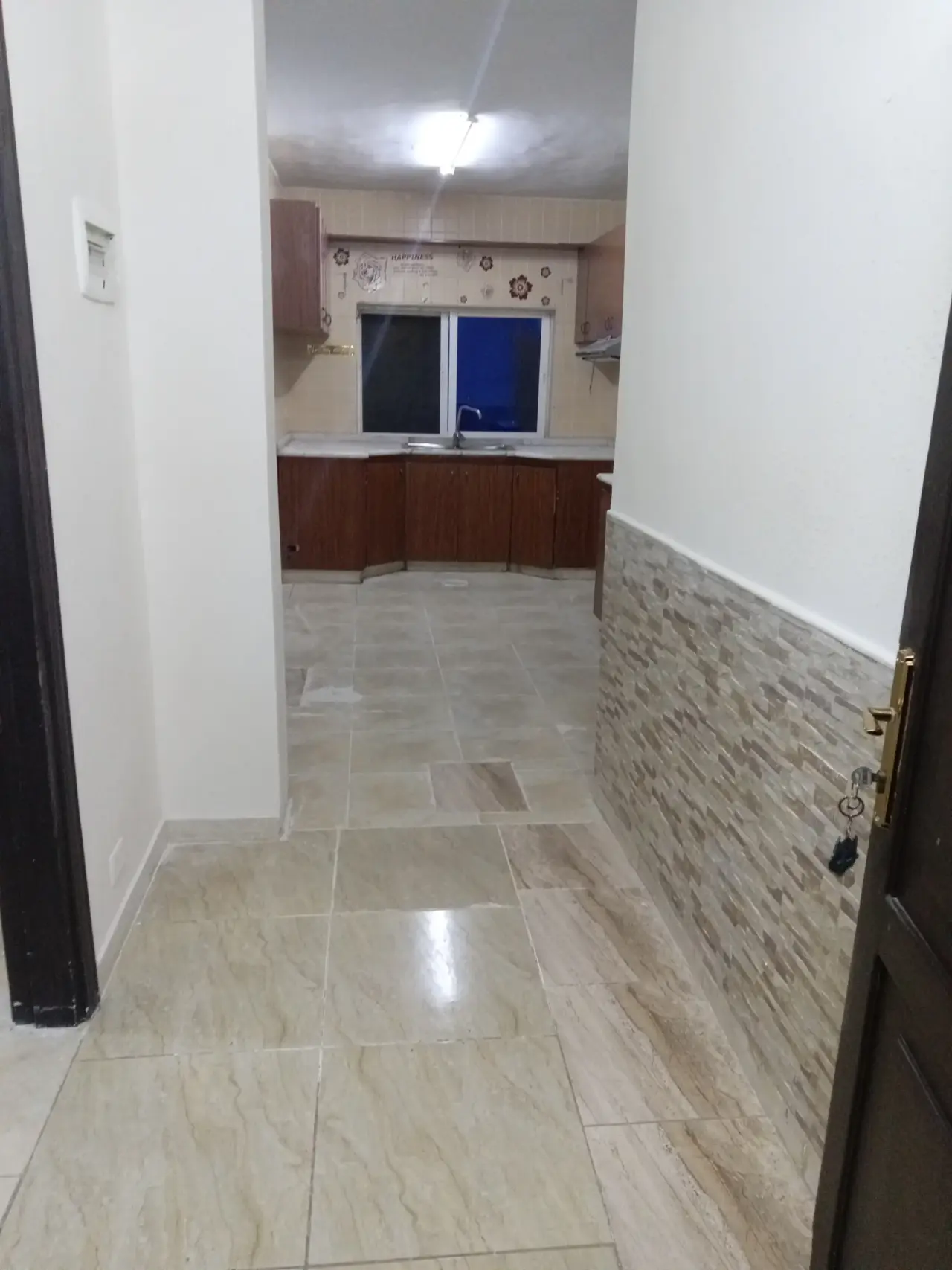 Apartment for rent in Jabal Al Hussain – photo 6