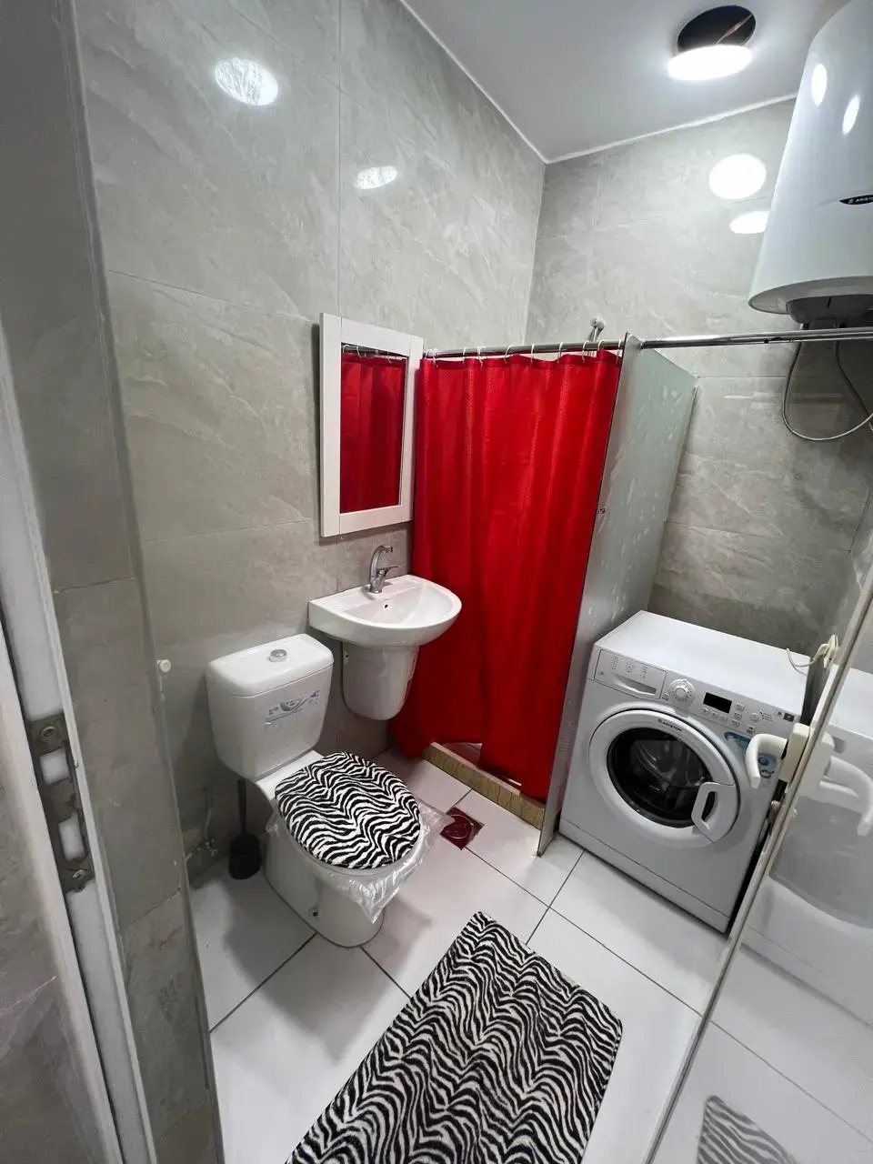 Apartment for rent in Jabal Al Hussain – photo 14
