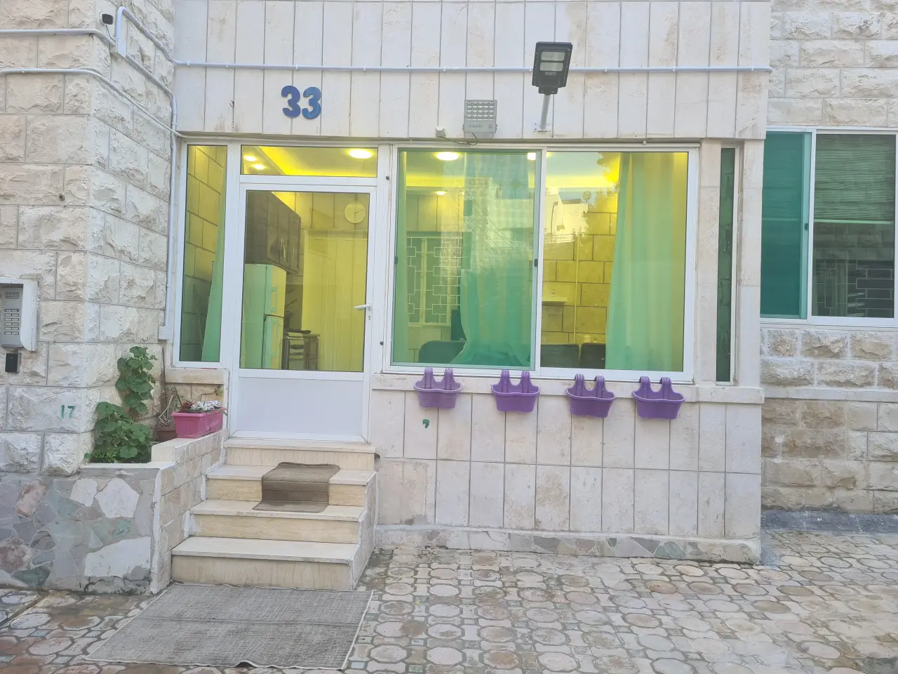 Apartment for rent in Jabal Al Hussain – photo 5