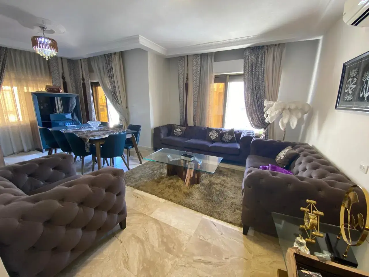 Telaa Al Ali furnished three-bedroom flat, 160 m², on monthly rent