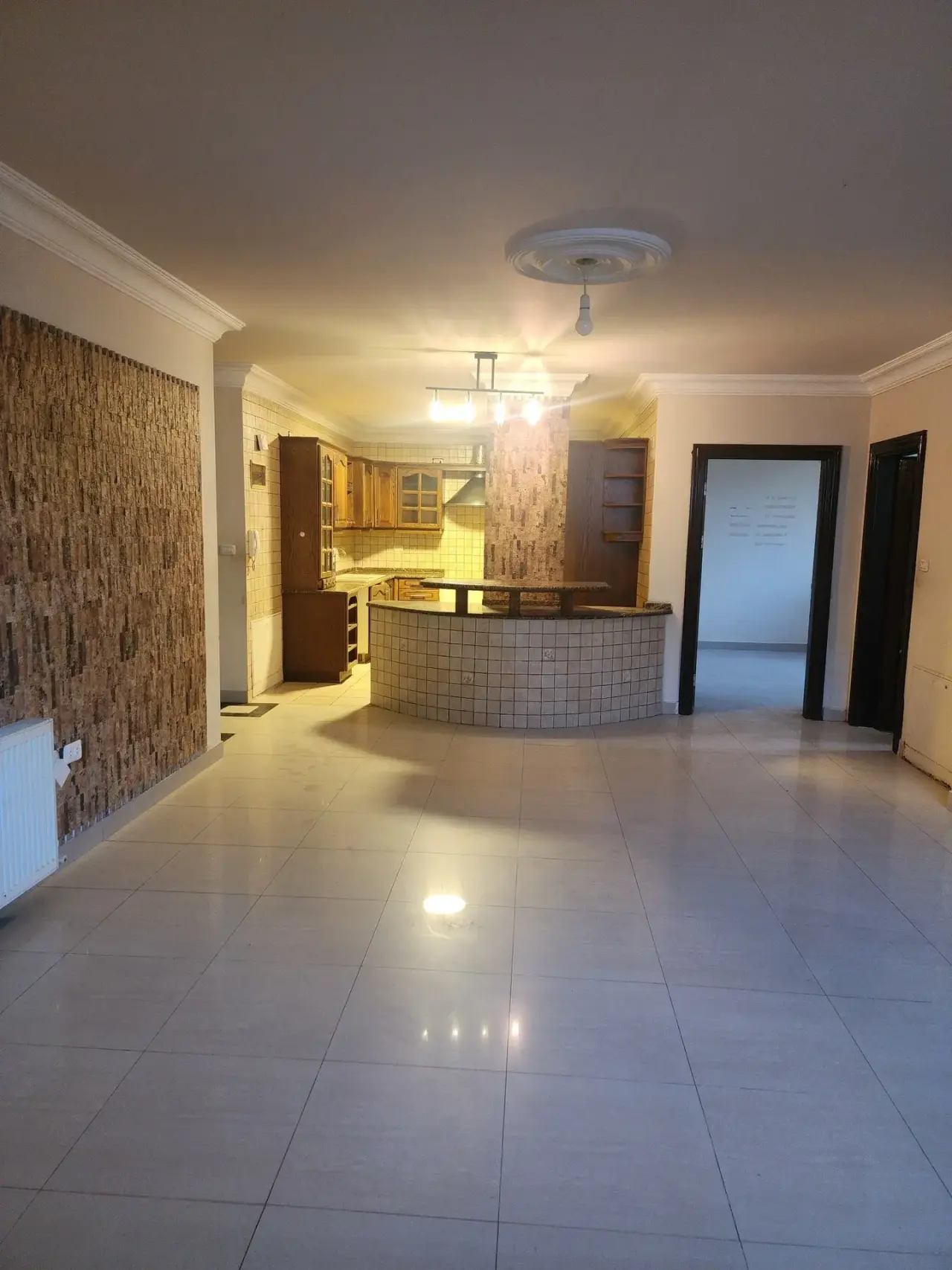Apartment for rent in Marj Al Hamam – photo 2