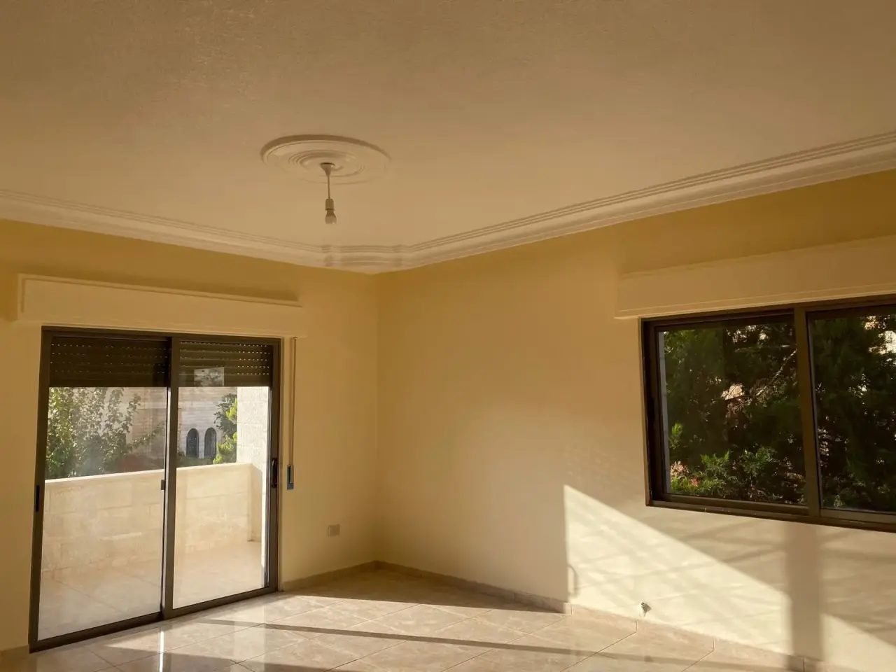 Apartment for rent in Marj Al Hamam – photo 2