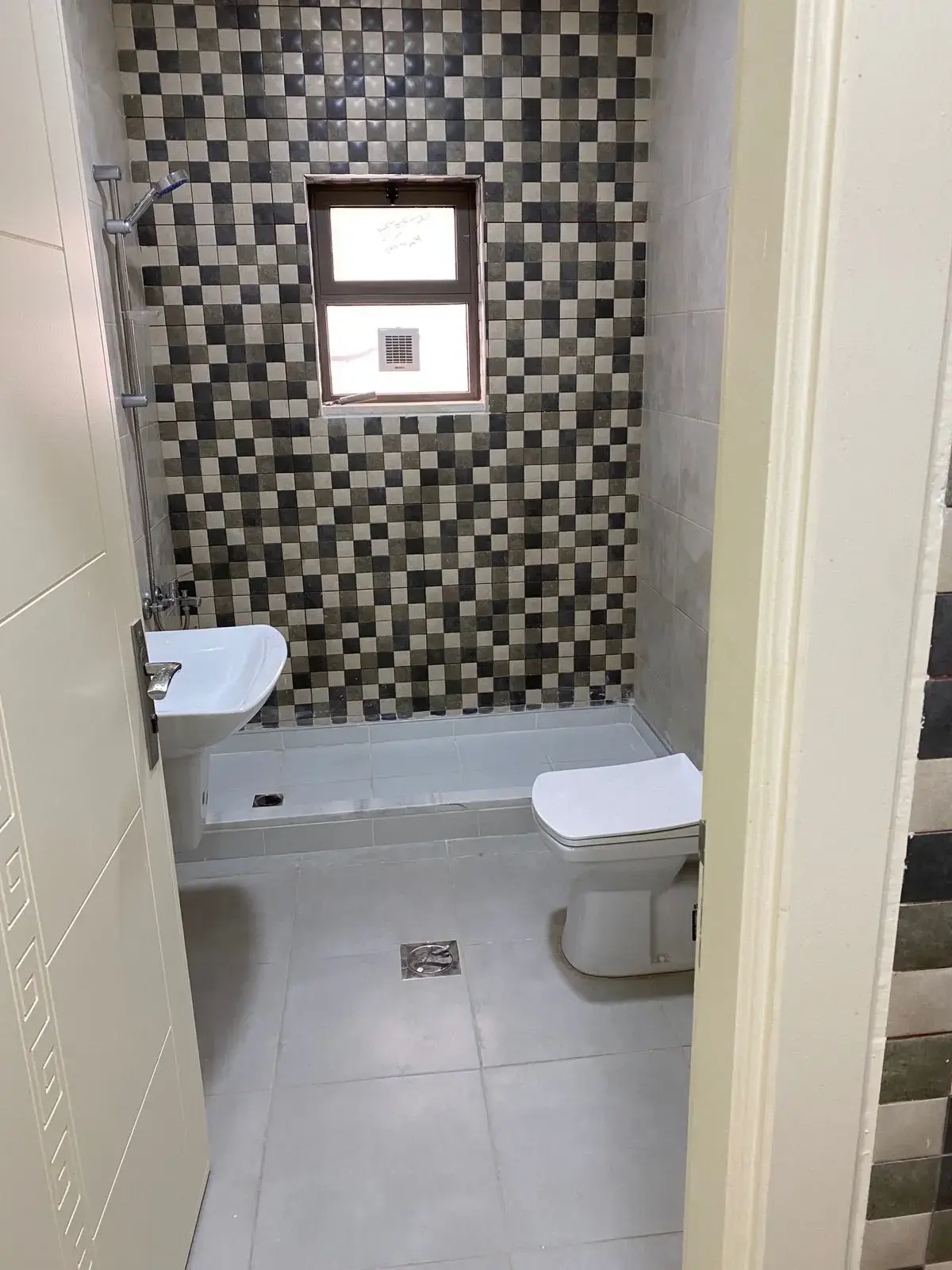 Apartment for rent in Marj Al Hamam – photo 11