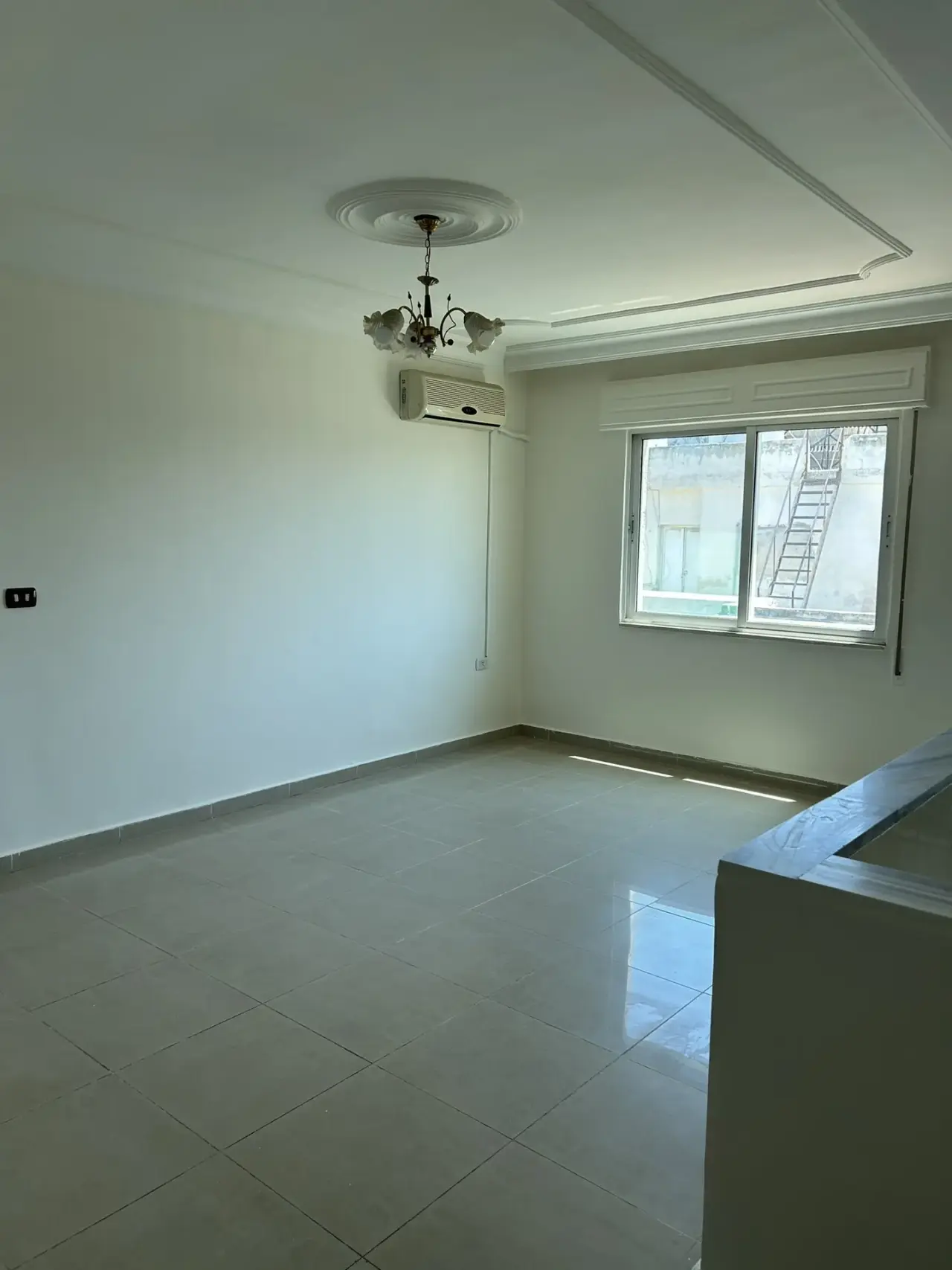 Dahyet Al Nakheel yearly rent: 2 bedrooms, 2 bathrooms, open-plan kitchen