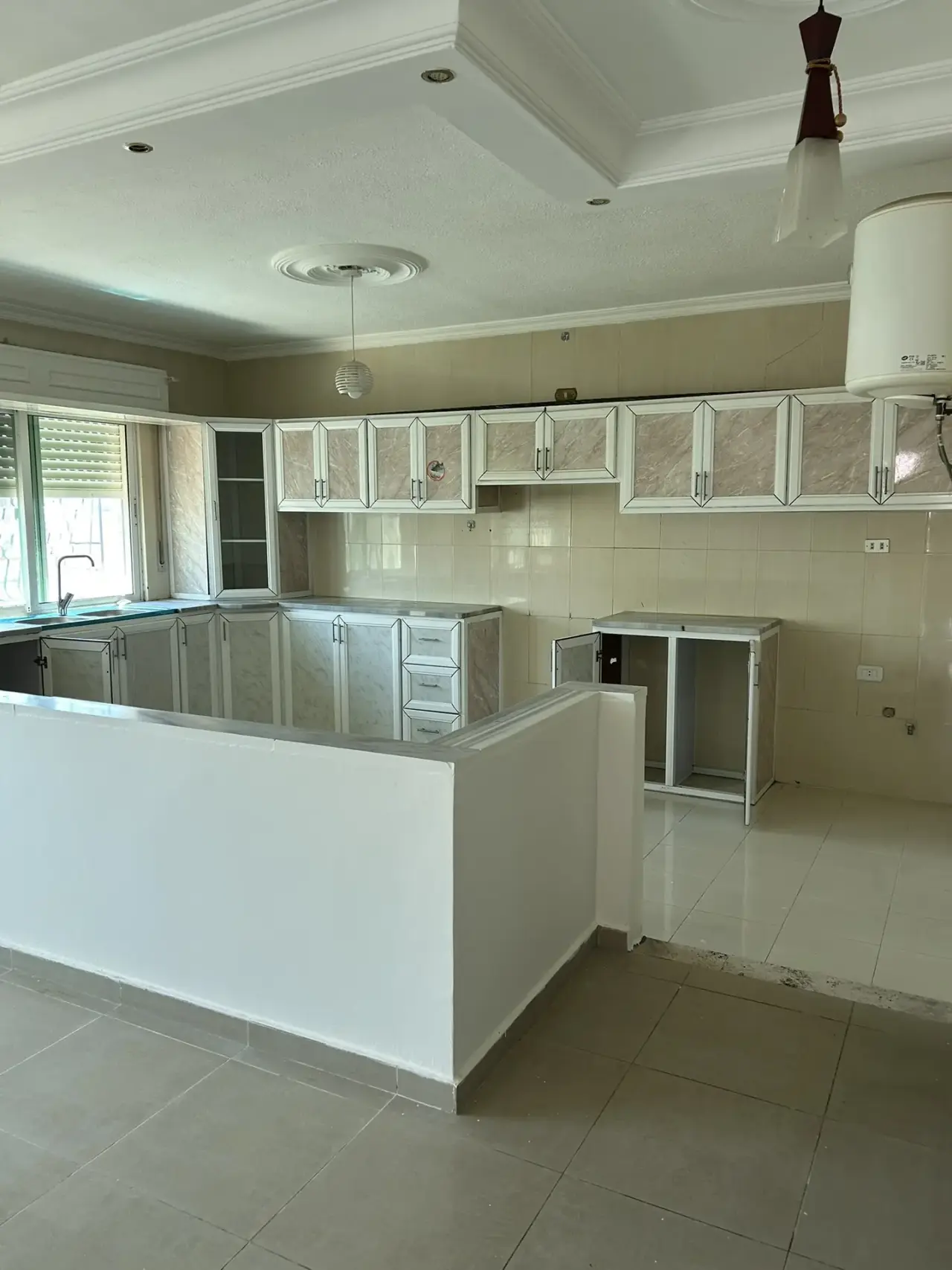 Apartment for rent in Dahyet Al Nakheel – photo 11