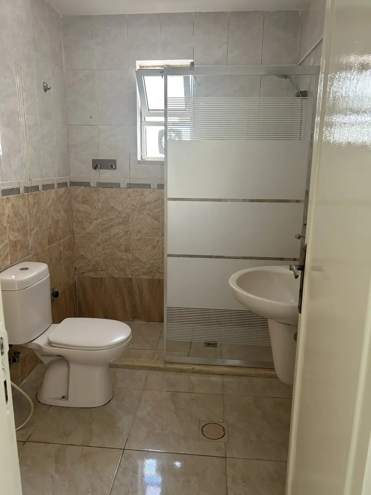 Apartment for rent in Dahyet Al Nakheel – photo 12