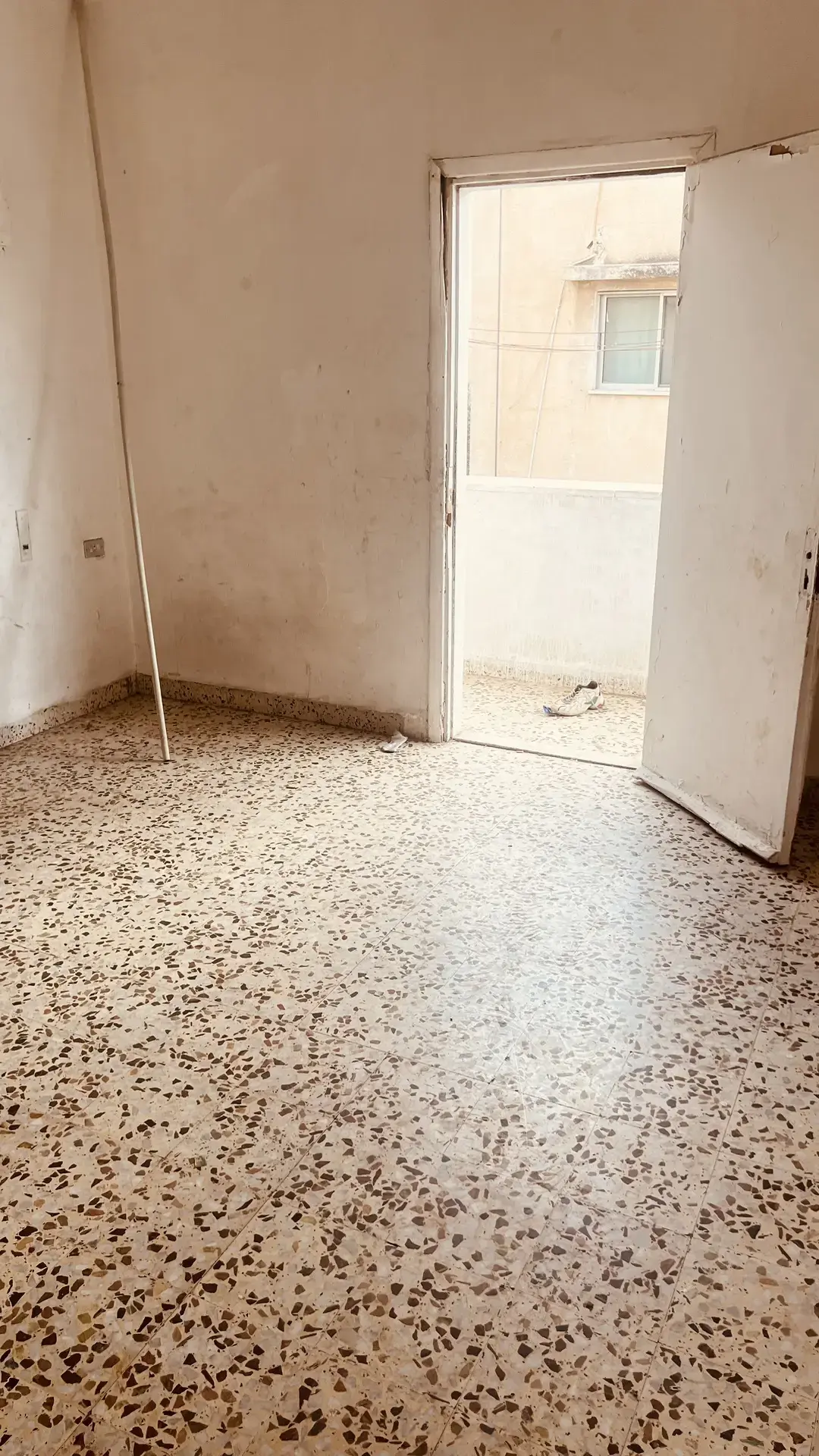شقة للإيجار في الهاشمي الشمالي – صورة 4